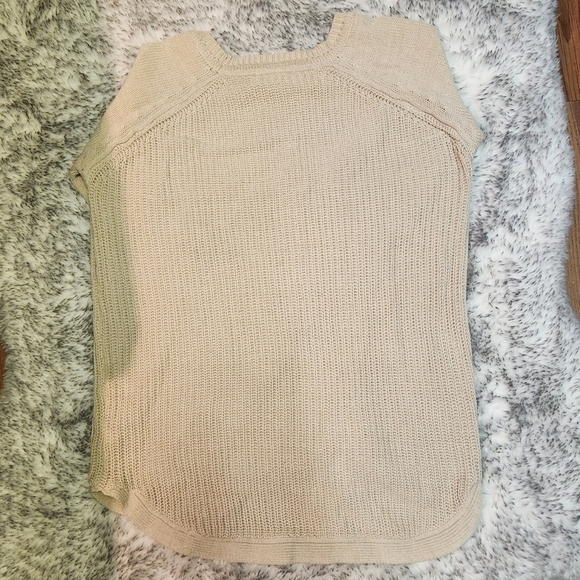 High Low Beige Knit Sweater - Picture 3 of 5